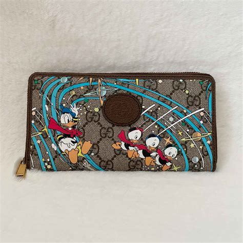 Limited Edition Gucci x Disney Donald Duck Card Case Wallet 